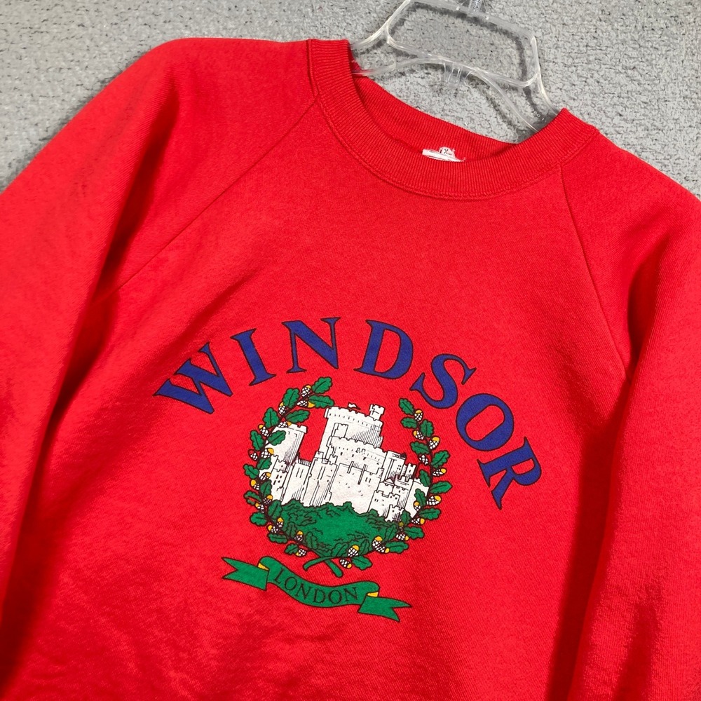Blarney Woollen Mills Sweatshirt Unisex XL Red Windsor Castle London Graphic